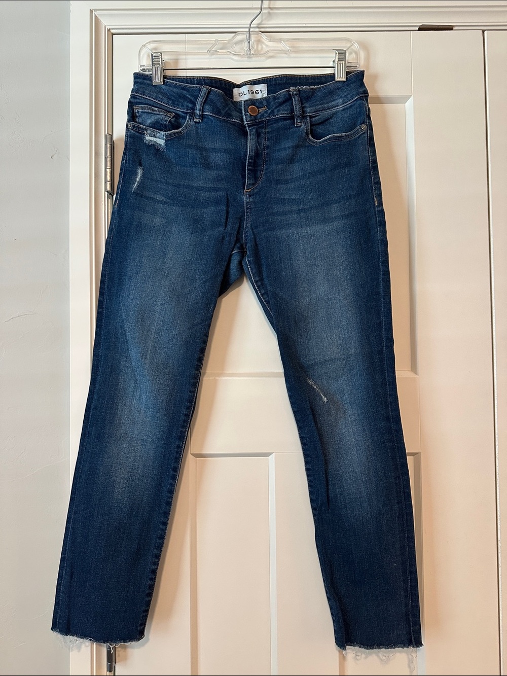 DL1961 Dark Blue Cropped Slim Straight Jeans